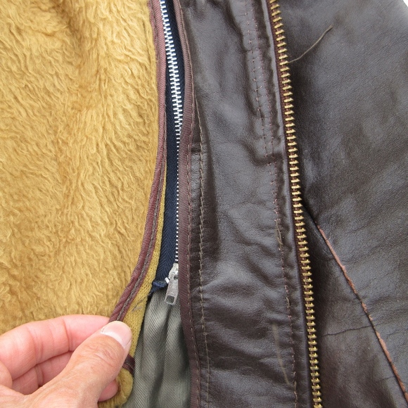 Vintage 1960's 1970's Cafe Racer Leather Jacket - Picture 3 of 8